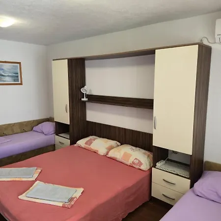 Jelena * Neum
