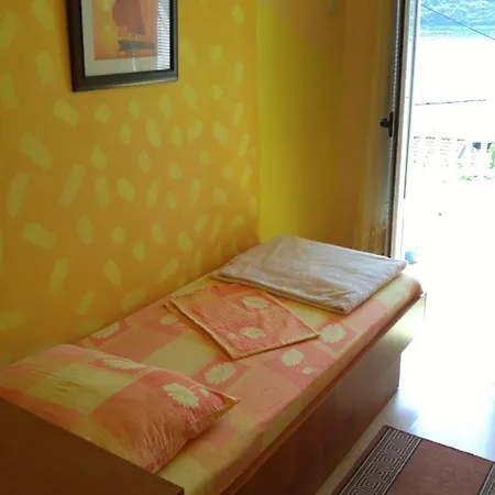 Apartment Jelena *