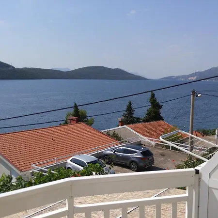 Jelena * Neum