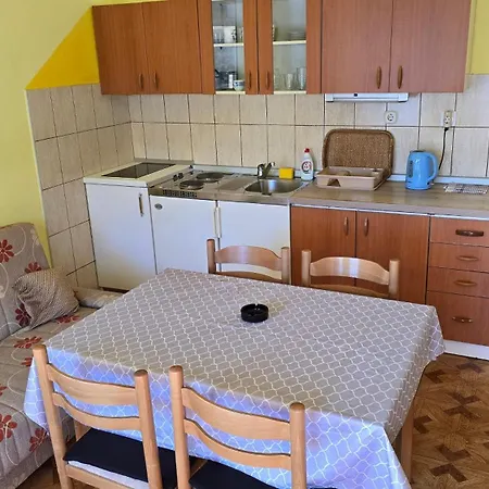 Apartment Jelena *